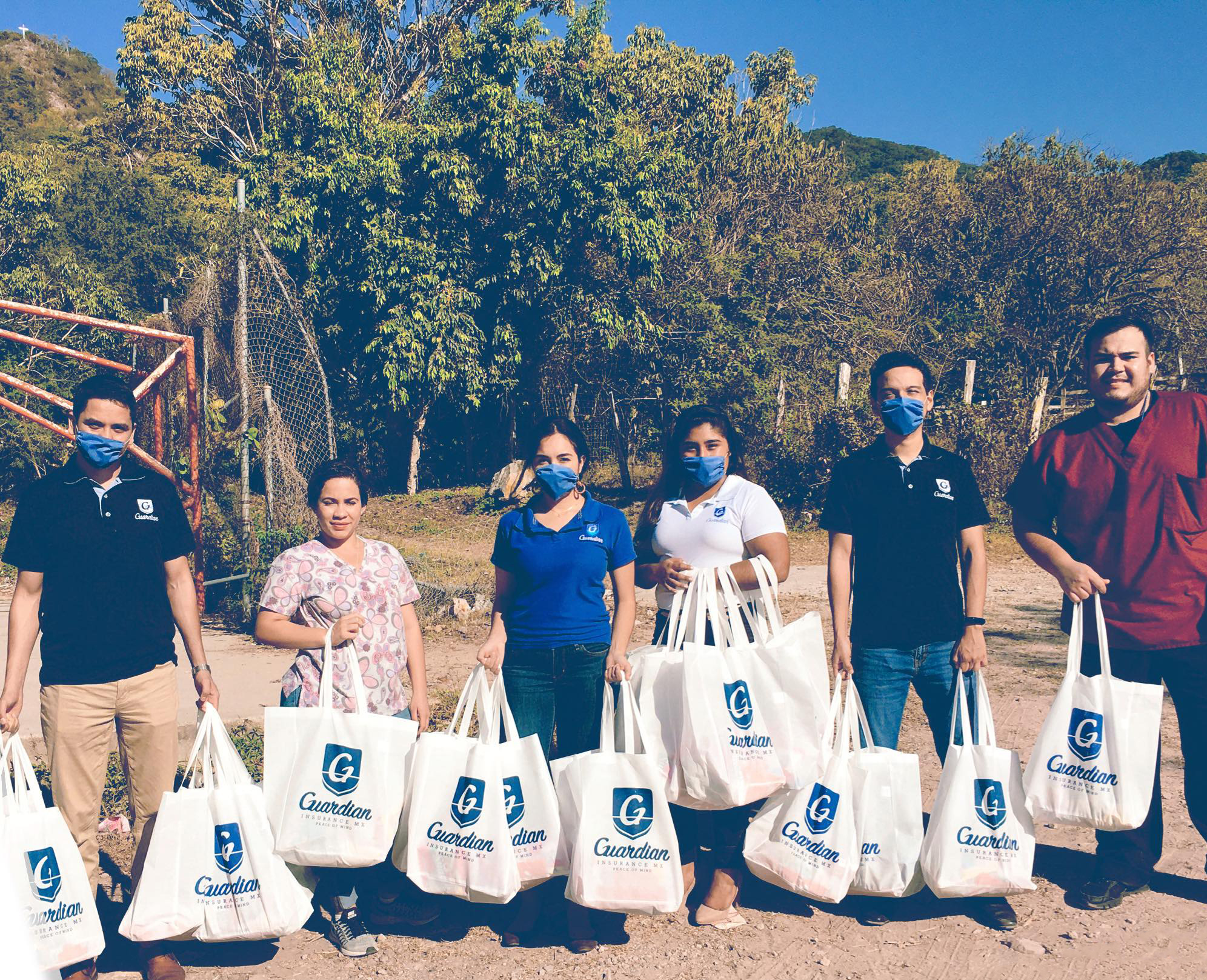 Guardian Insurance MX Performs Community Work